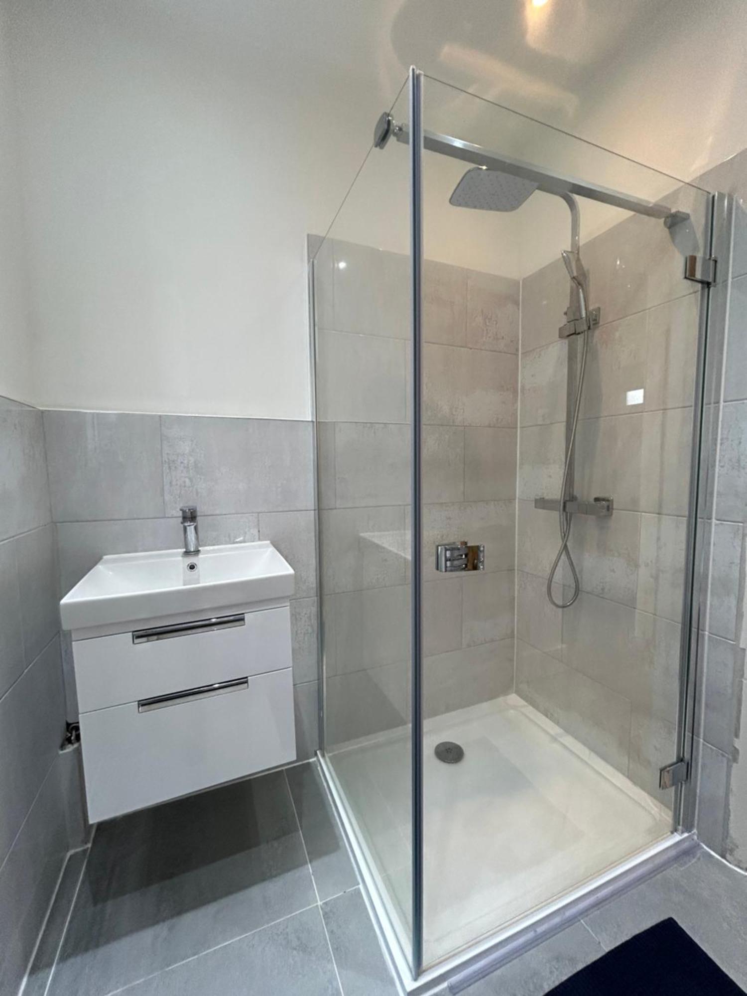 Spacious Battersea Rooms And Apartments 伦敦 客房 照片