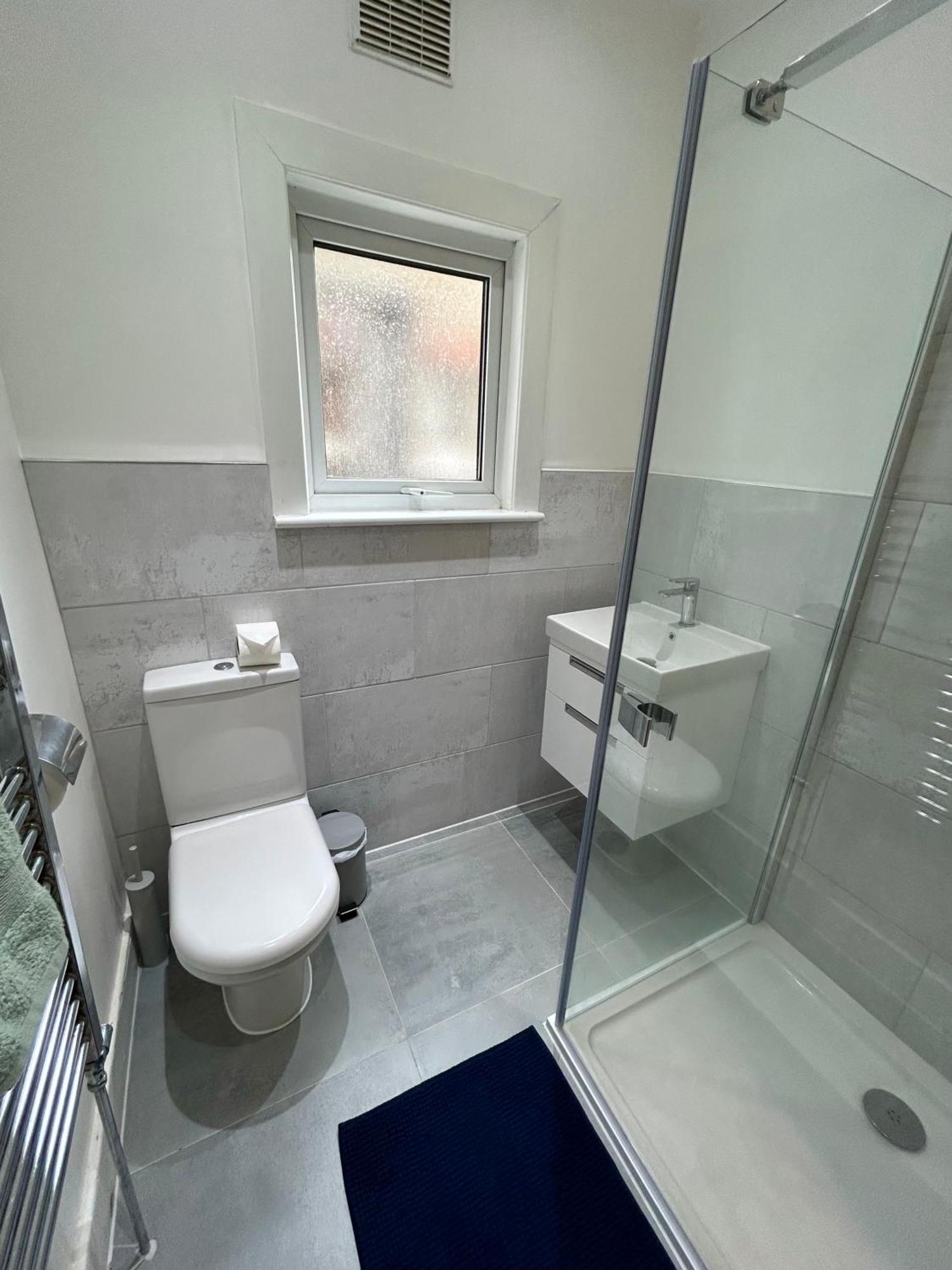 Spacious Battersea Rooms And Apartments 伦敦 客房 照片
