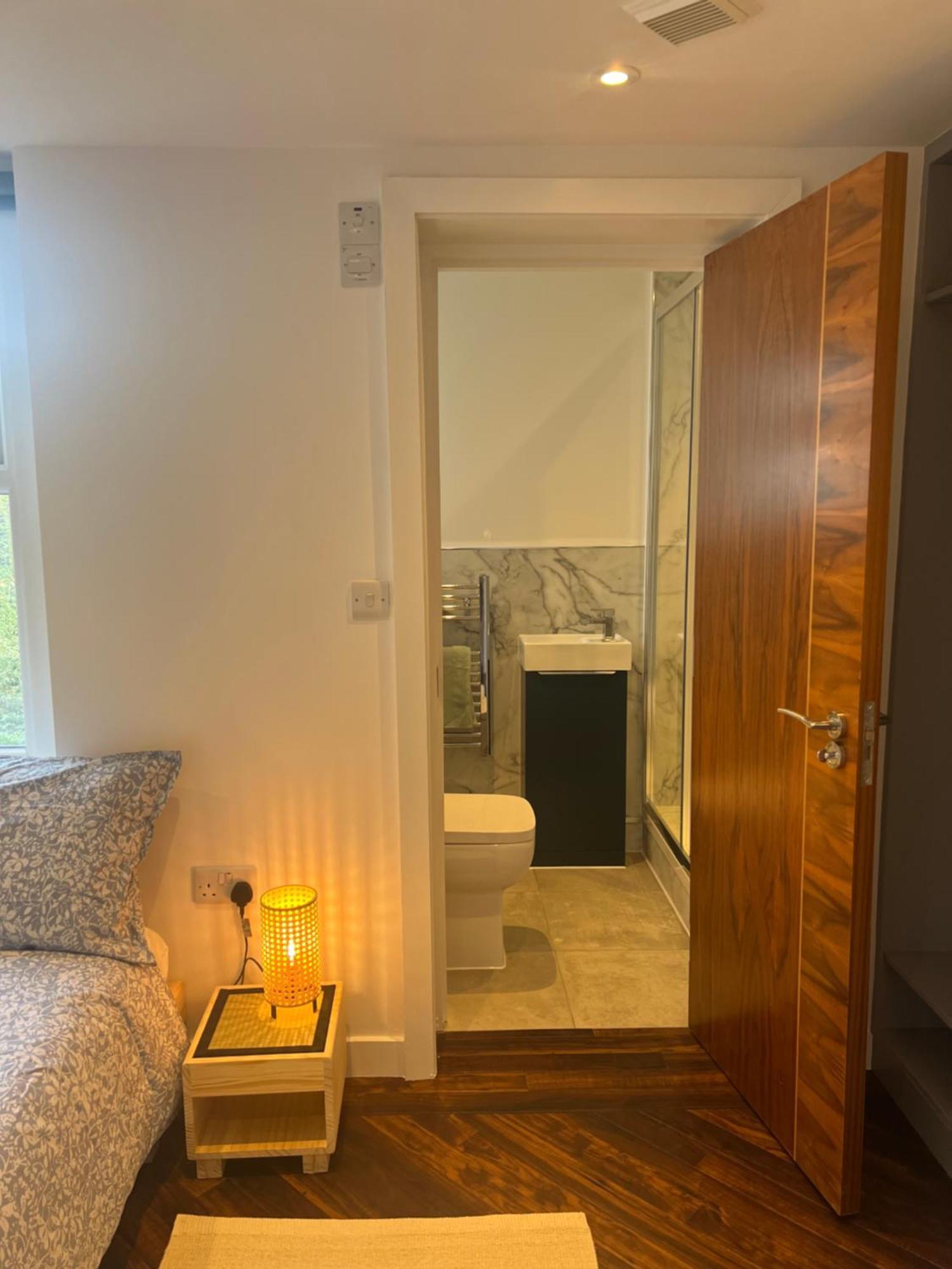 Spacious Battersea Rooms And Apartments 伦敦 外观 照片