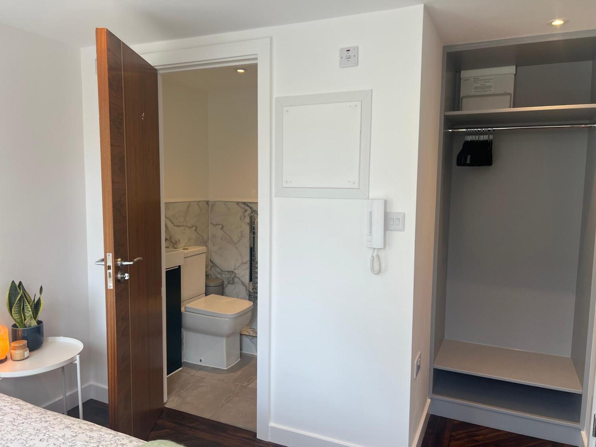 Spacious Battersea Rooms And Apartments 伦敦 外观 照片