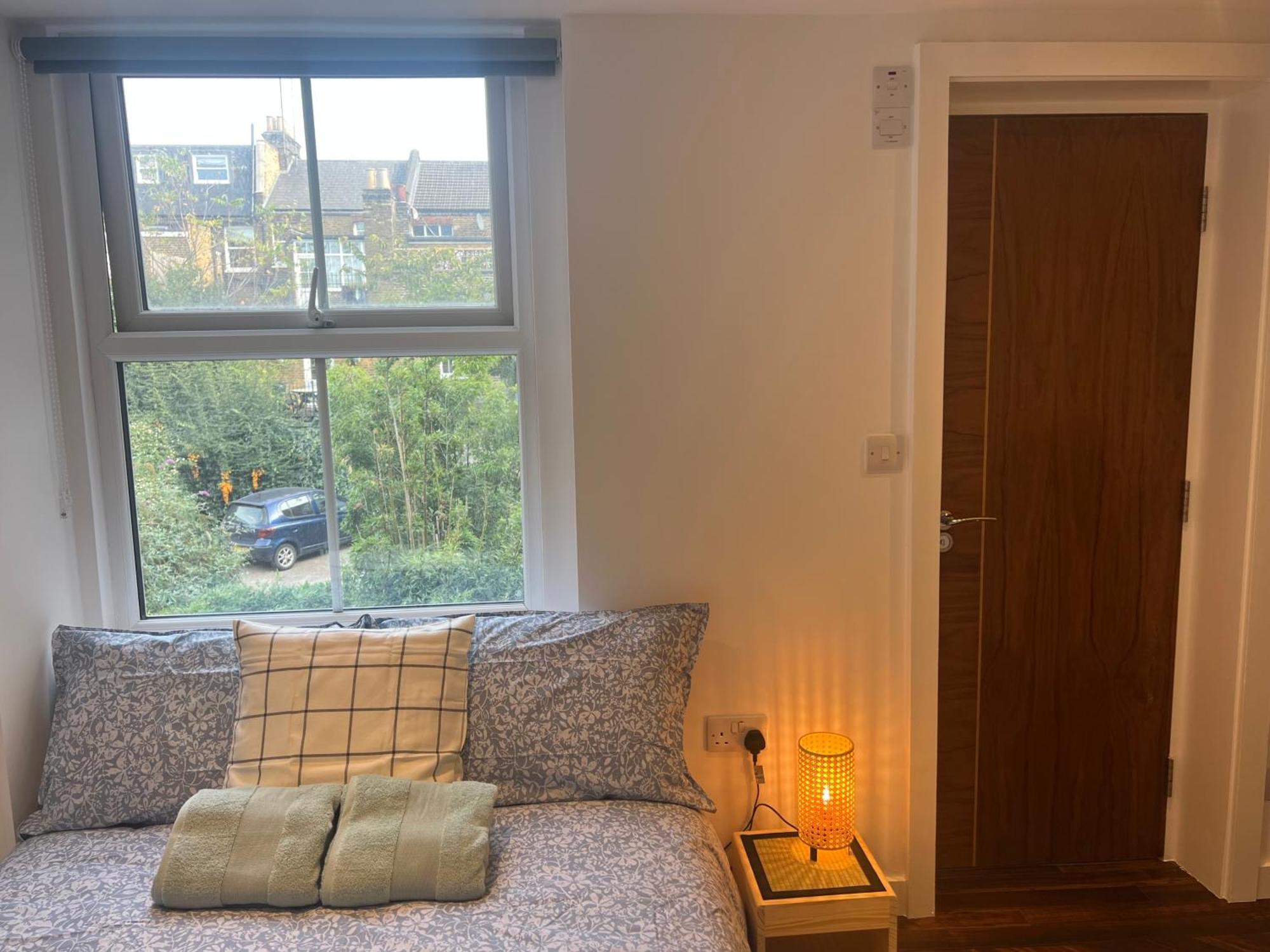 Spacious Battersea Rooms And Apartments 伦敦 外观 照片